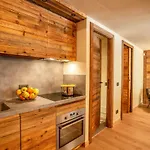 Hellochalet - Seventy One - Larger Family In The Center 아파트